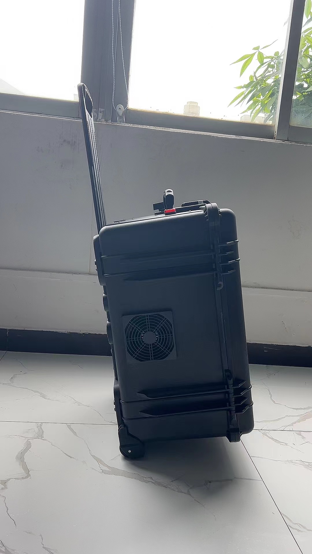 盘锦手拉箱型移动通信干扰器